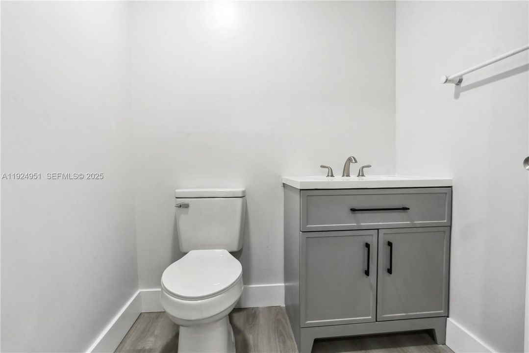 For Rent: $5,050 (0 beds, 0 baths, 0 Square Feet)