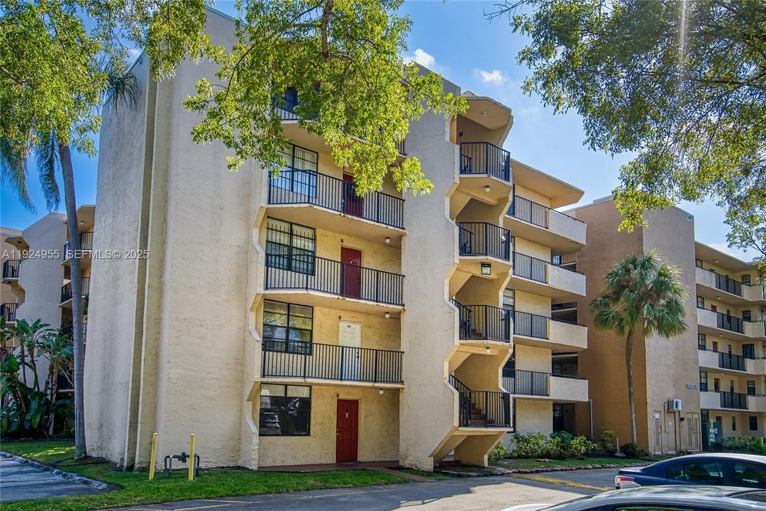 В аренду: $1,650 (1 спален, 1 ванн, 850 Квадратных фут)