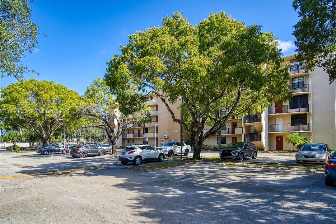 В аренду: $1,650 (1 спален, 1 ванн, 850 Квадратных фут)