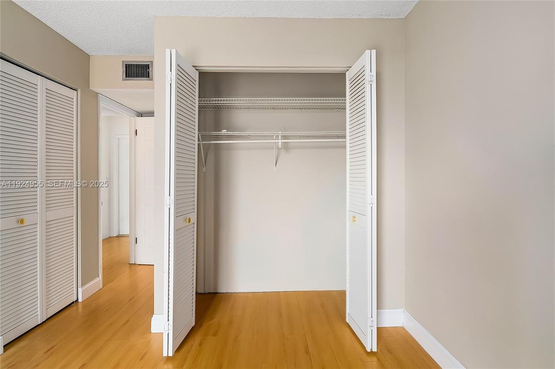 В аренду: $1,650 (1 спален, 1 ванн, 850 Квадратных фут)