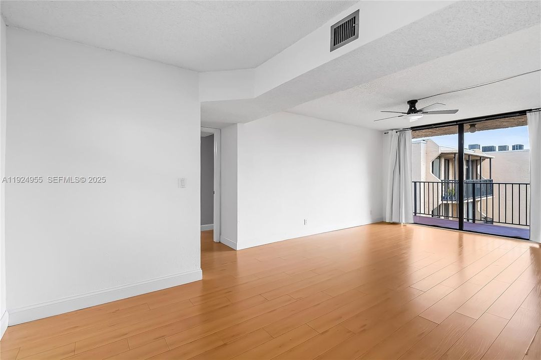 В аренду: $1,650 (1 спален, 1 ванн, 850 Квадратных фут)