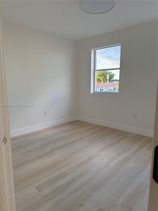 For Rent: $4,400 (4 beds, 3 baths, 1950 Square Feet)