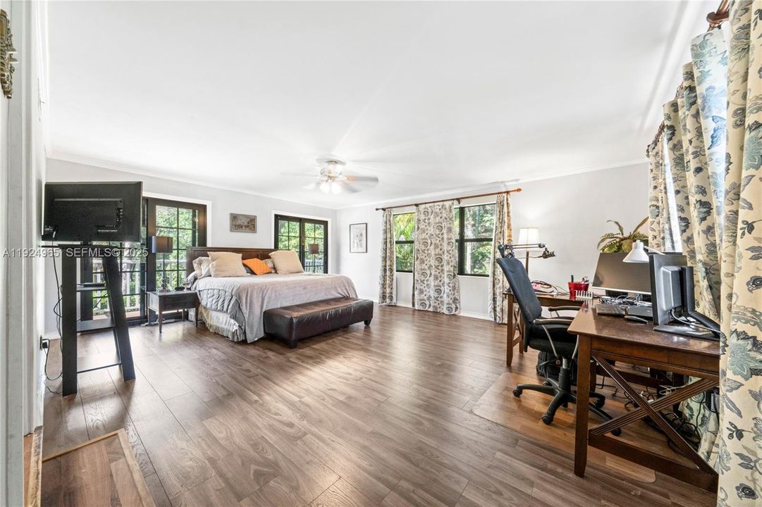 待售: $975,000 (4 贝兹, 3 浴室, 2694 平方英尺)