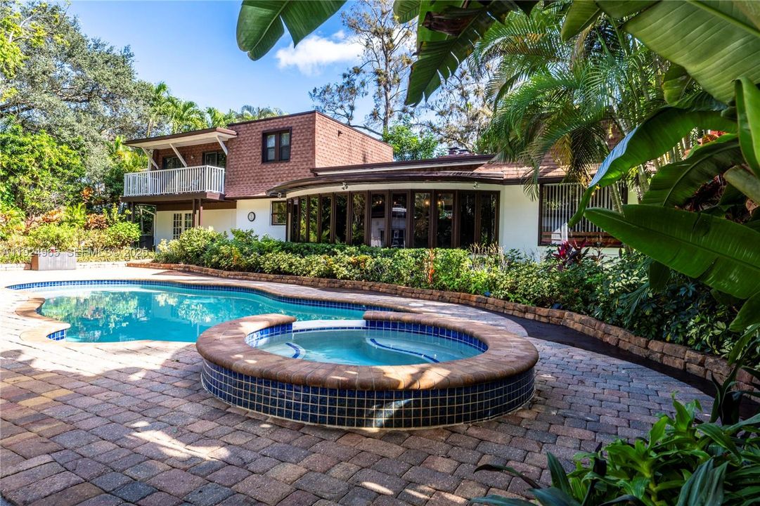 待售: $975,000 (4 贝兹, 3 浴室, 2694 平方英尺)