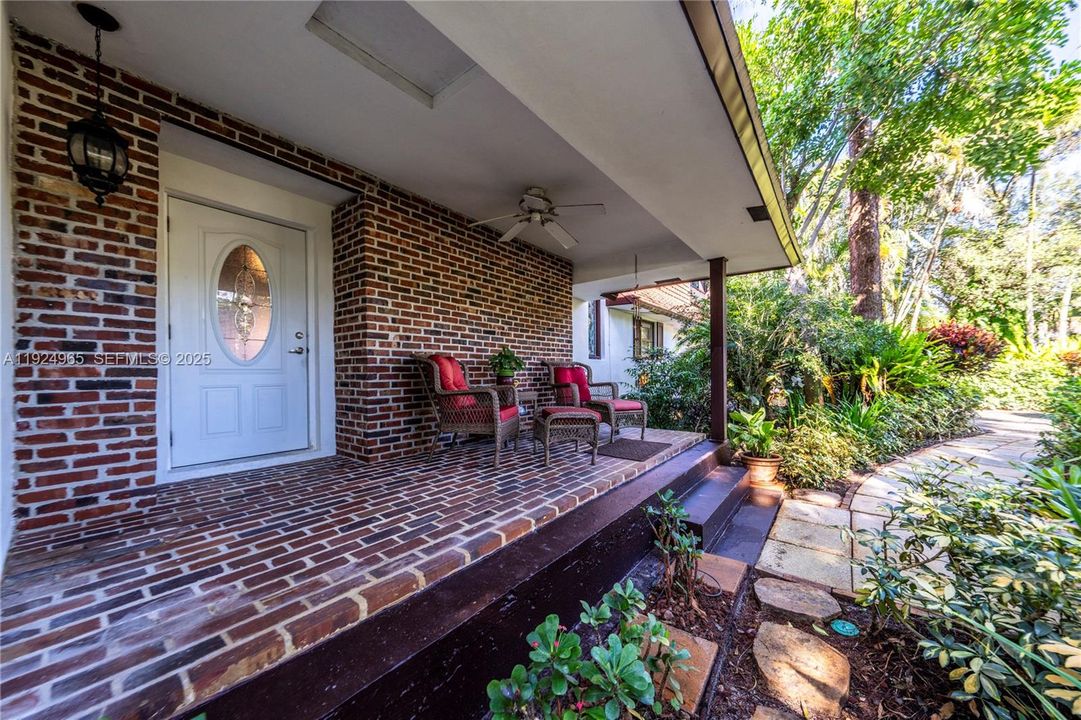 待售: $975,000 (4 贝兹, 3 浴室, 2694 平方英尺)