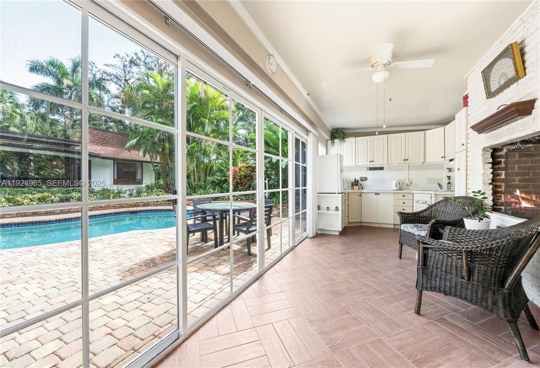 待售: $975,000 (4 贝兹, 3 浴室, 2694 平方英尺)