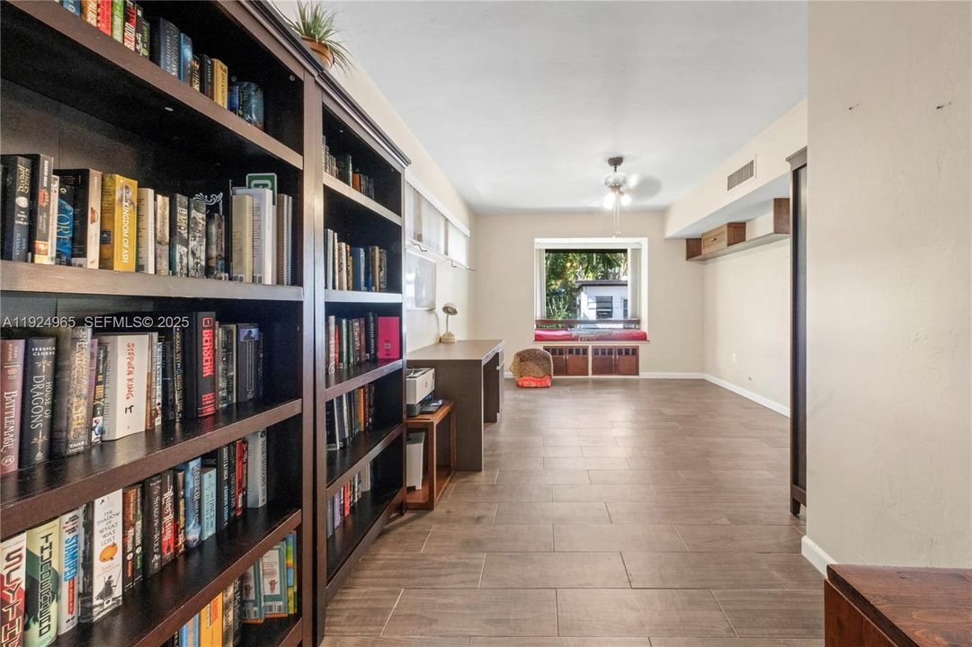 待售: $975,000 (4 贝兹, 3 浴室, 2694 平方英尺)