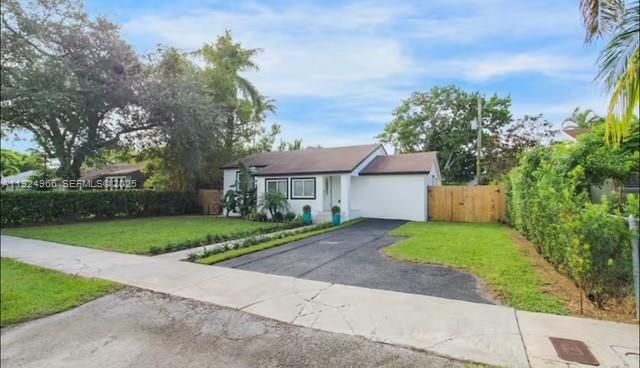 En Venta: $749,900 (3 camas, 2 baños, 1192 Pies cuadrados)