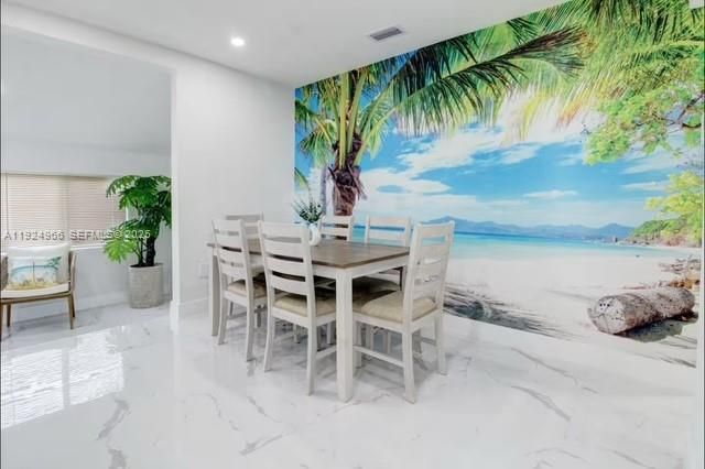 En Venta: $749,900 (3 camas, 2 baños, 1192 Pies cuadrados)