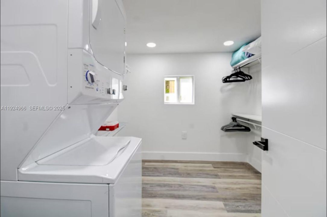 En Venta: $749,900 (3 camas, 2 baños, 1192 Pies cuadrados)