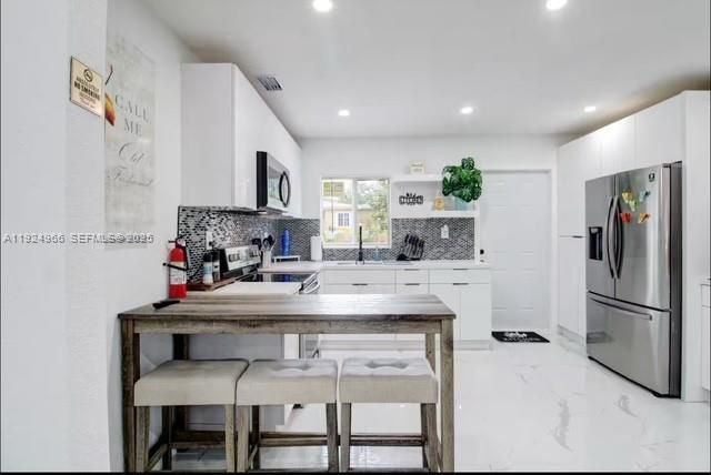 En Venta: $749,900 (3 camas, 2 baños, 1192 Pies cuadrados)