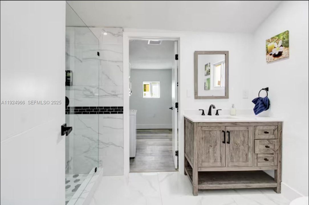 En Venta: $749,900 (3 camas, 2 baños, 1192 Pies cuadrados)