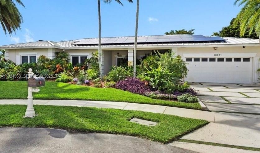 For Sale: $1,300,000 (4 beds, 3 baths, 3397 Square Feet)