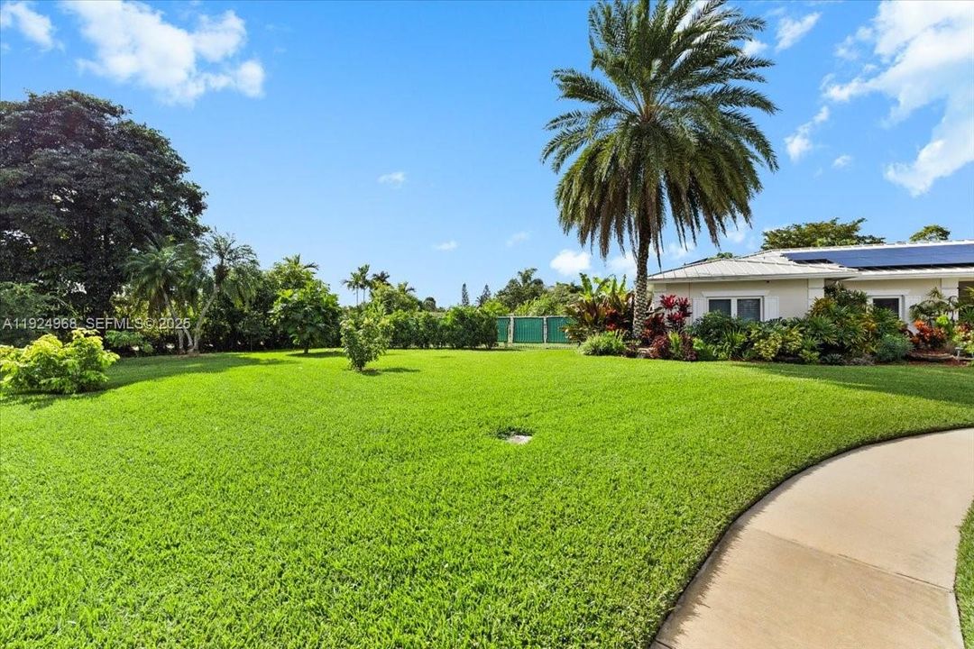 For Sale: $1,300,000 (4 beds, 3 baths, 3397 Square Feet)