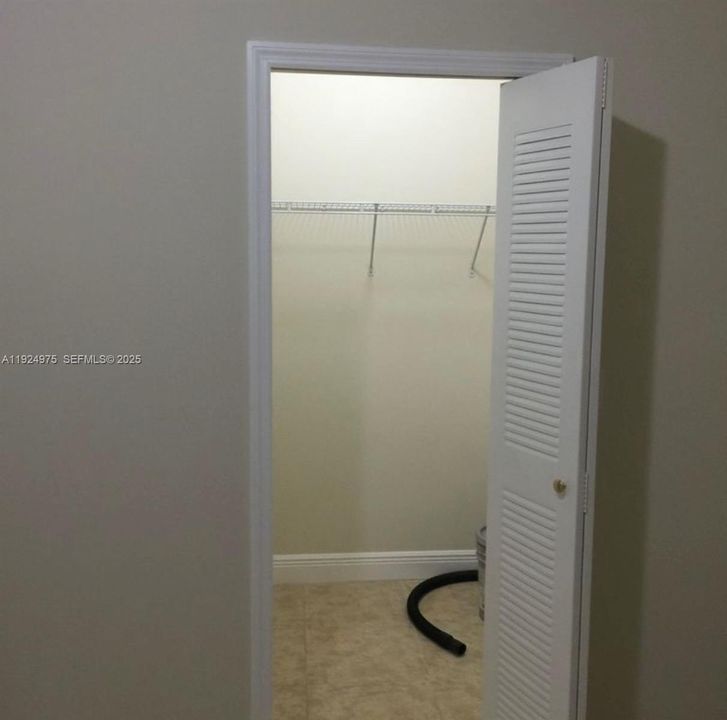 В аренду: $2,900 (3 спален, 2 ванн, 1800 Квадратных фут)