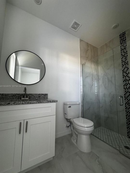 В аренду: $2,350 (4 спален, 2 ванн, 1534 Квадратных фут)