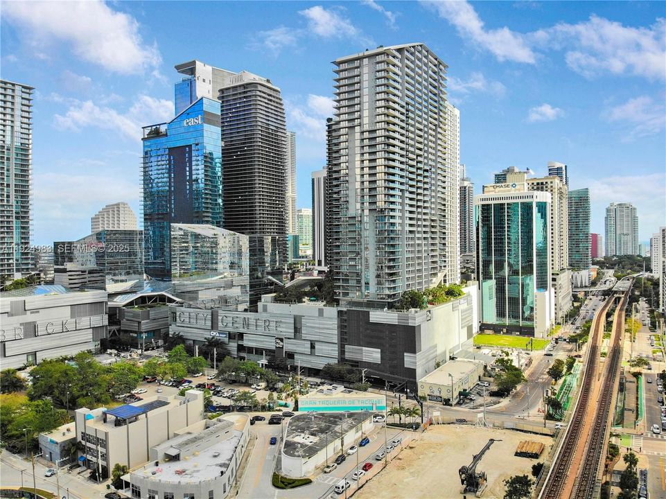 En Venta: $645,000 (1 camas, 1 baños, 883 Pies cuadrados)