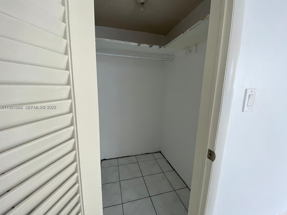 В аренду: $2,300 (2 спален, 2 ванн, 1500 Квадратных фут)