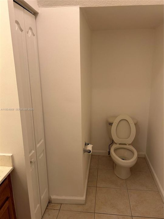 For Rent: $2,900 (3 beds, 2 baths, 1580 Square Feet)