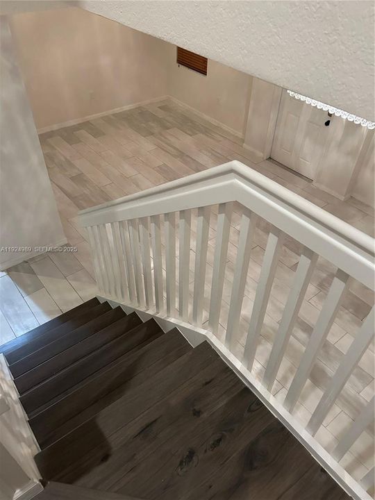 For Rent: $2,900 (3 beds, 2 baths, 1580 Square Feet)