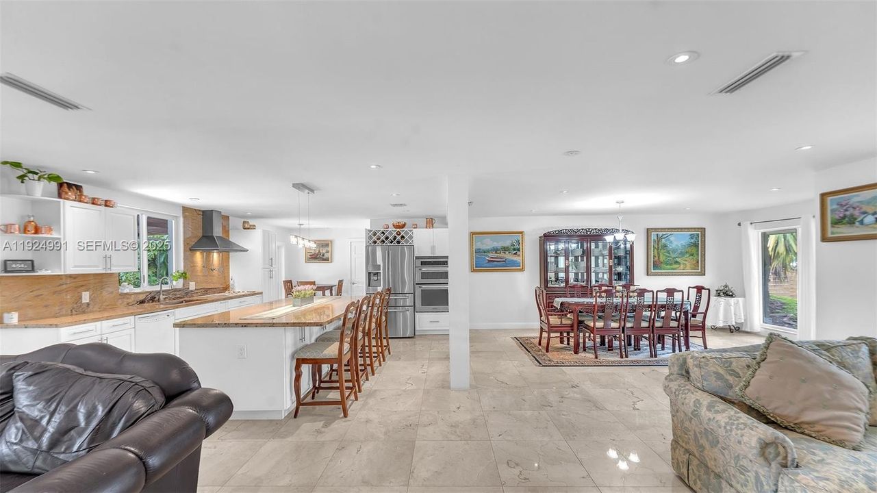 For Sale: $1,399,000 (4 beds, 4 baths, 2402 Square Feet)