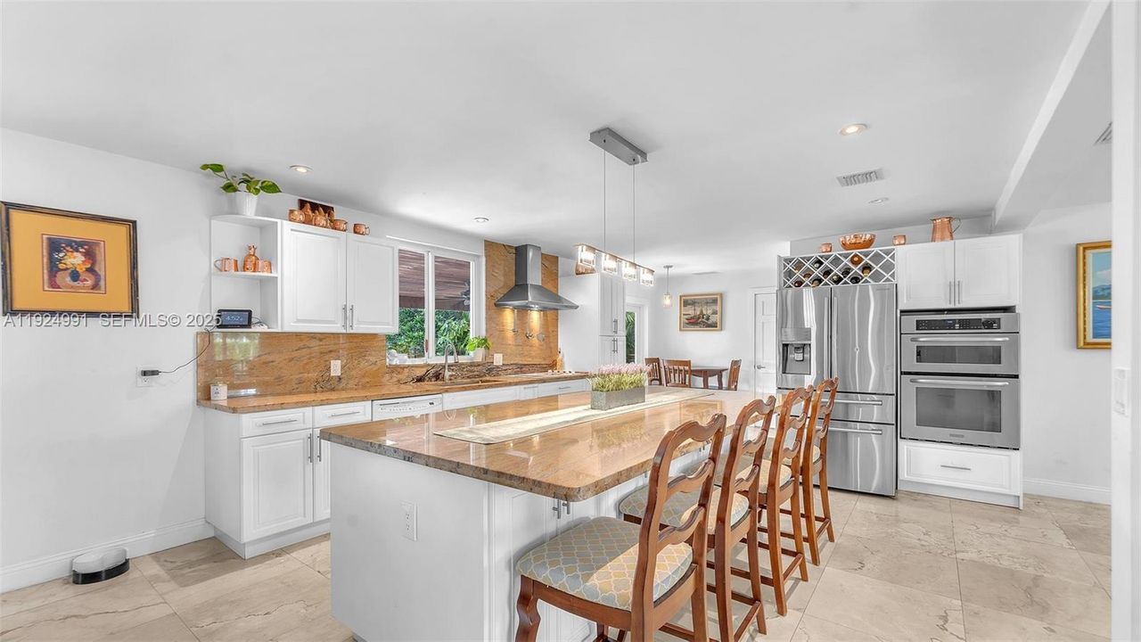 For Sale: $1,399,000 (4 beds, 4 baths, 2402 Square Feet)