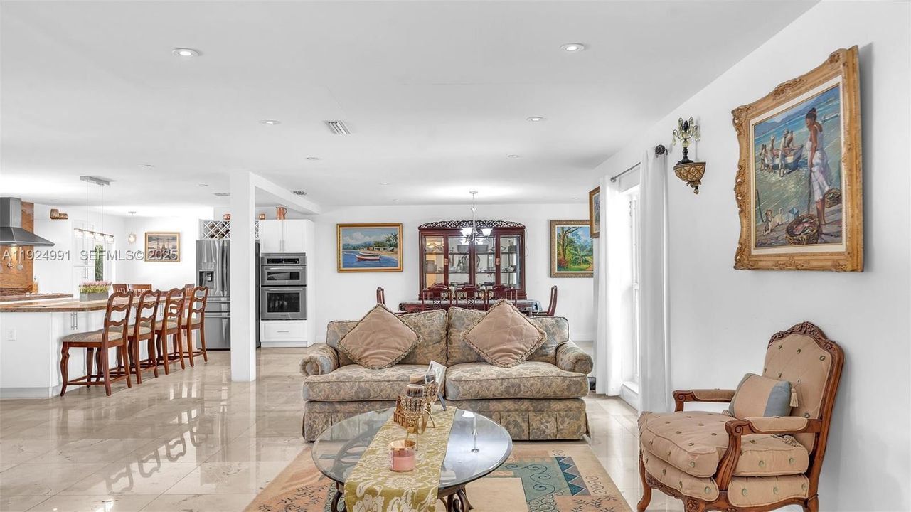 For Sale: $1,399,000 (4 beds, 4 baths, 2402 Square Feet)