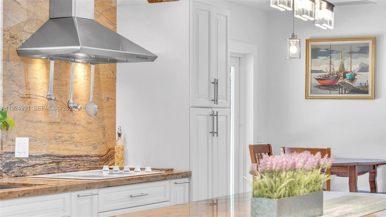 For Sale: $1,399,000 (4 beds, 4 baths, 2402 Square Feet)