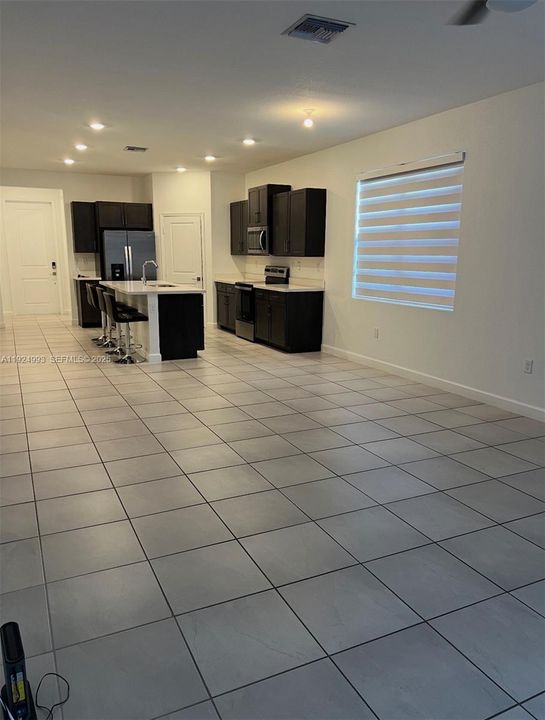 For Rent: $4,000 (4 beds, 2 baths, 2944 Square Feet)