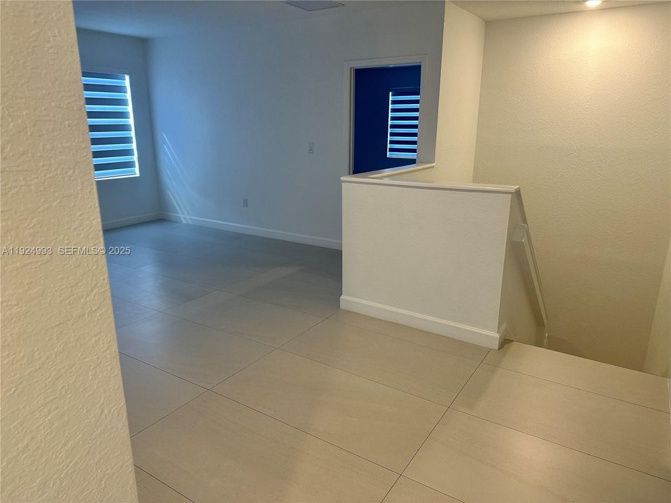 В аренду: $3,750 (4 спален, 2 ванн, 2944 Квадратных фут)