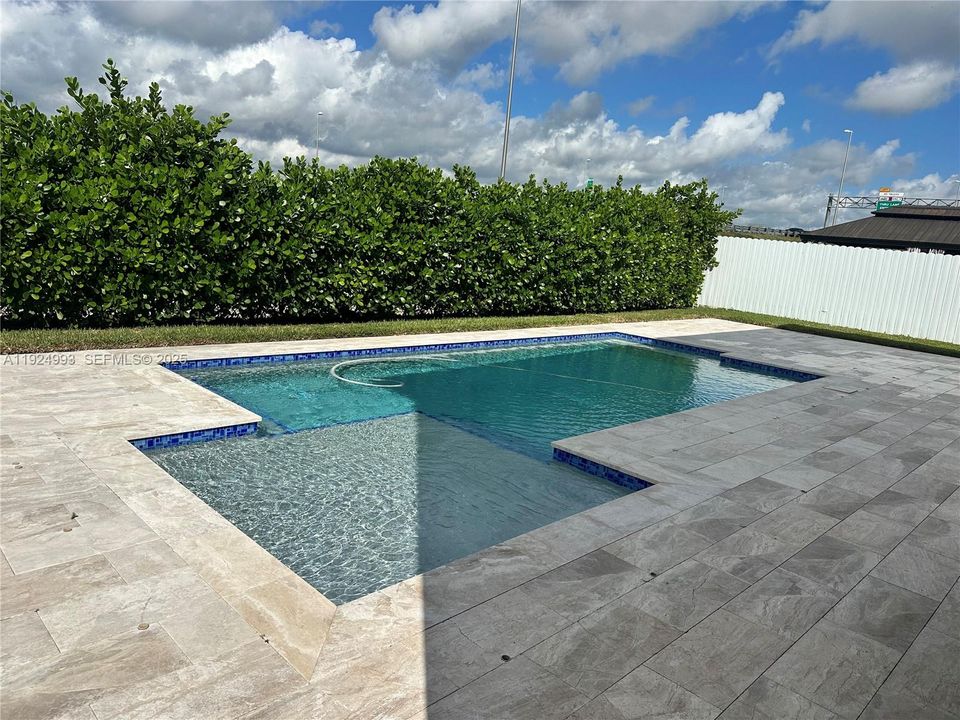 В аренду: $3,750 (4 спален, 2 ванн, 2944 Квадратных фут)