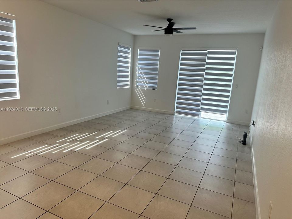 For Rent: $4,000 (4 beds, 2 baths, 2944 Square Feet)