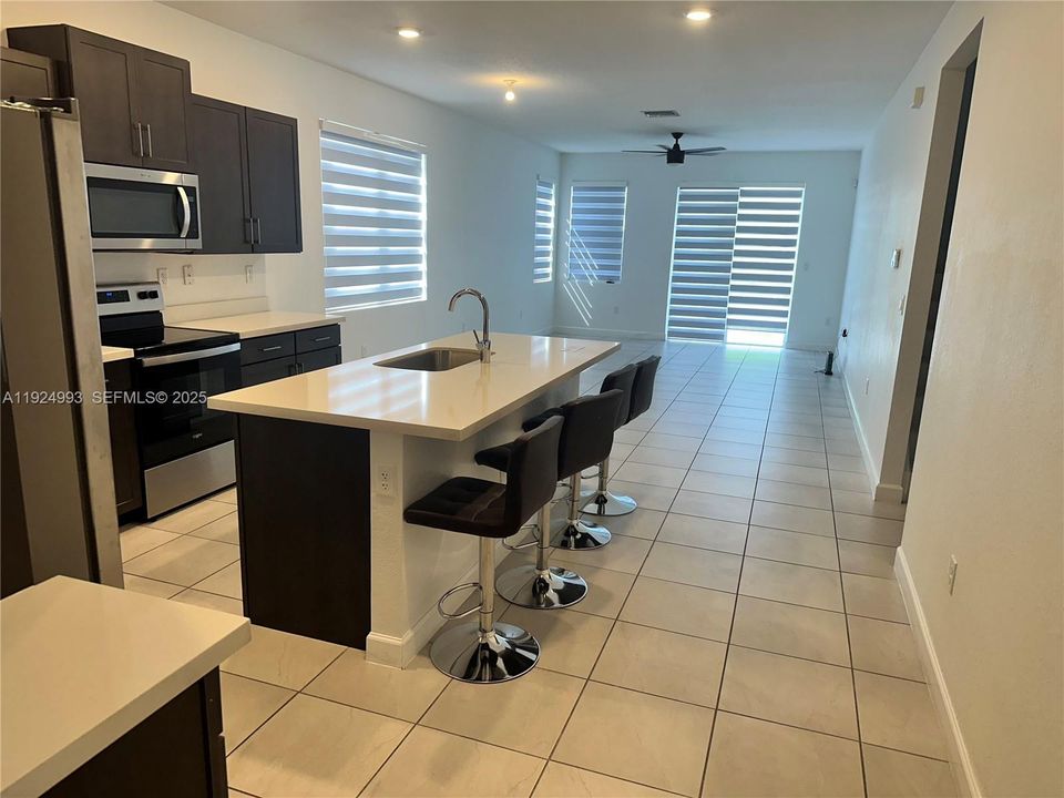 For Rent: $4,000 (4 beds, 2 baths, 2944 Square Feet)