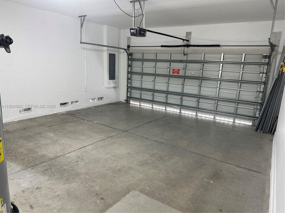 For Rent: $4,000 (4 beds, 2 baths, 2944 Square Feet)