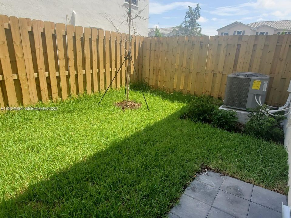 For Sale: $420,000 (3 beds, 2 baths, 1695 Square Feet)