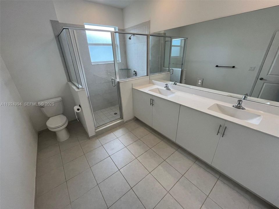 For Sale: $420,000 (3 beds, 2 baths, 1695 Square Feet)