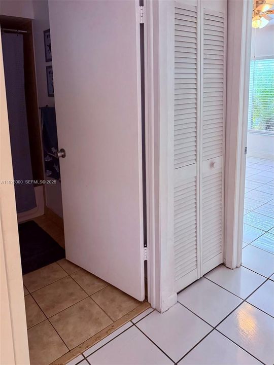 For Rent: $2,700 (2 beds, 2 baths, 1115 Square Feet)