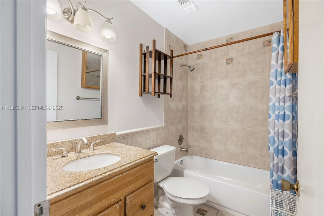 For Sale: $190,900 (2 beds, 2 baths, 1020 Square Feet)