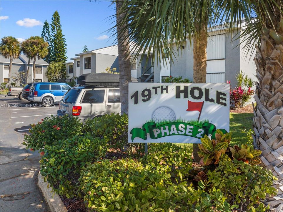 For Sale: $190,900 (2 beds, 2 baths, 1020 Square Feet)