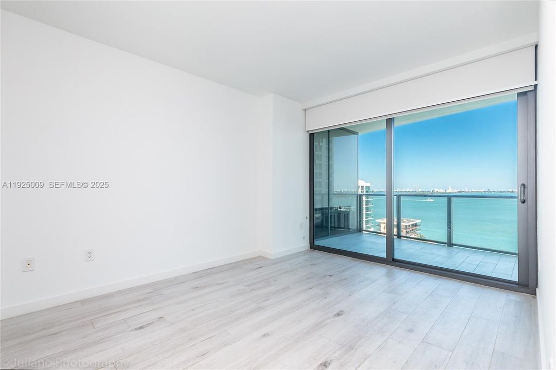 For Rent: $4,400 (2 beds, 2 baths, 1095 Square Feet)