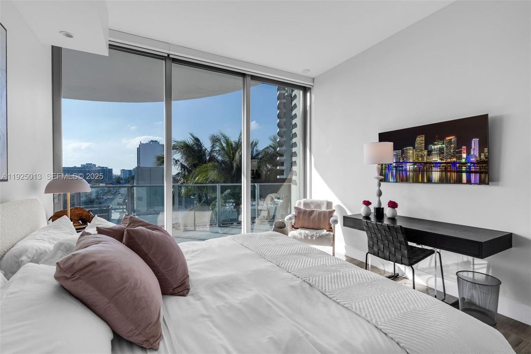 For Rent: $25,000 (3 beds, 3 baths, 2133 Square Feet)