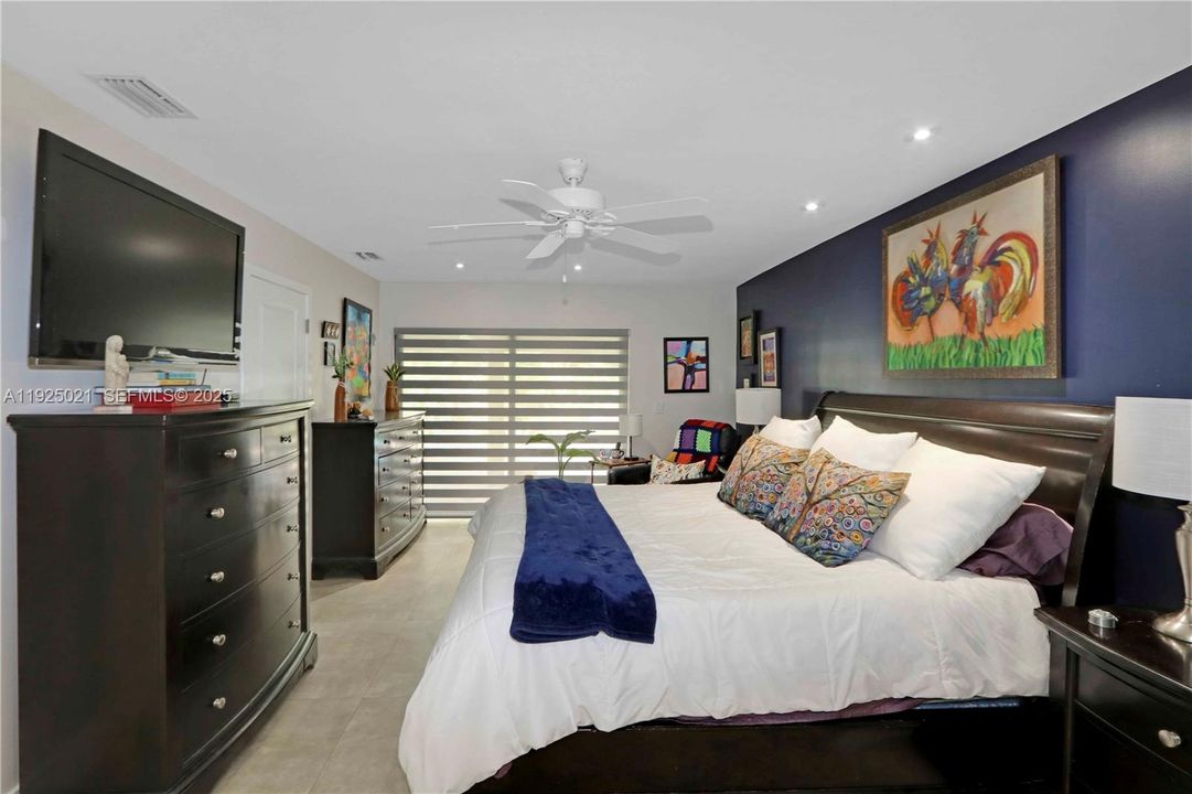 For Sale: $1,149,900 (3 beds, 2 baths, 1834 Square Feet)