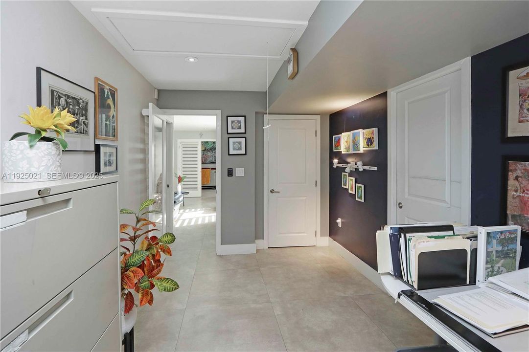 For Sale: $1,149,900 (3 beds, 2 baths, 1834 Square Feet)