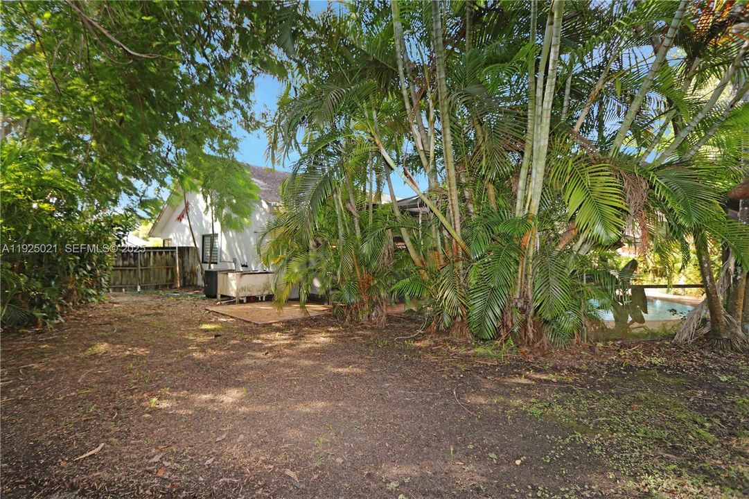 For Sale: $1,149,900 (3 beds, 2 baths, 1834 Square Feet)