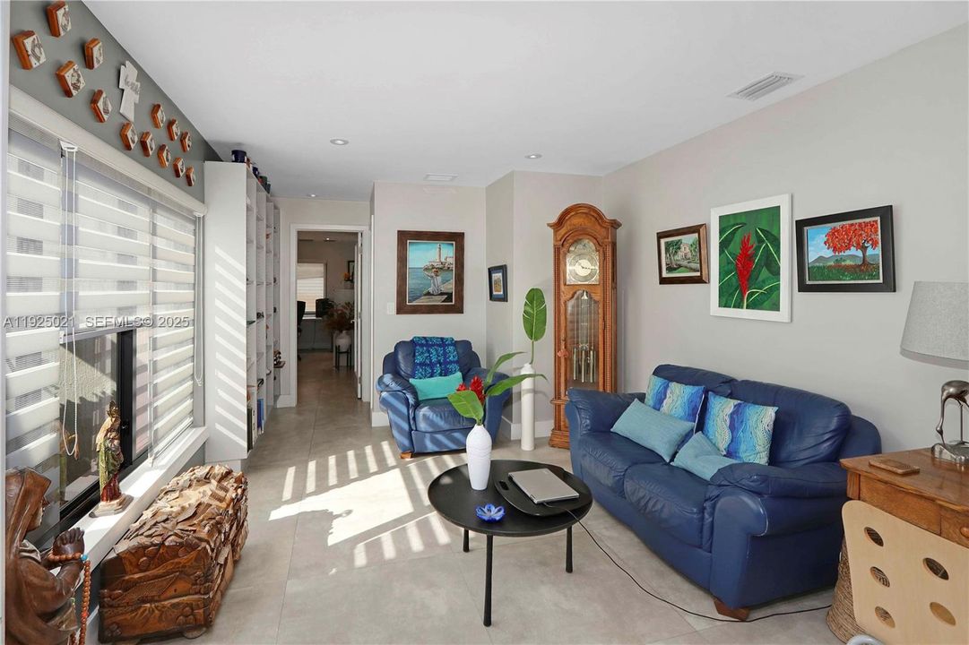 For Sale: $1,149,900 (3 beds, 2 baths, 1834 Square Feet)