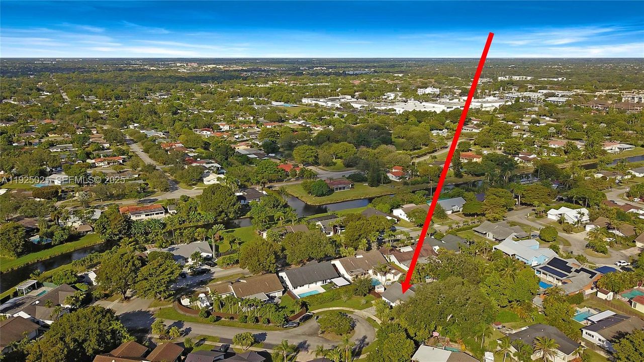 For Sale: $1,149,900 (3 beds, 2 baths, 1834 Square Feet)