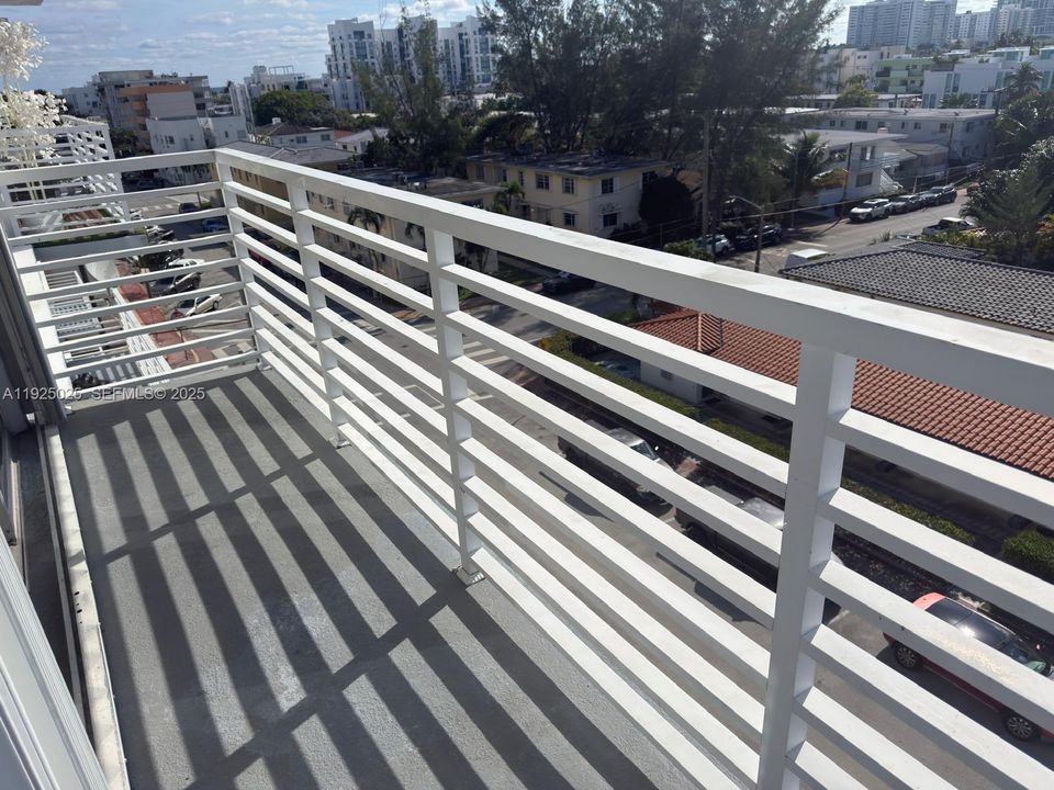 En Venta: $250,000 (1 camas, 1 baños, 643 Pies cuadrados)