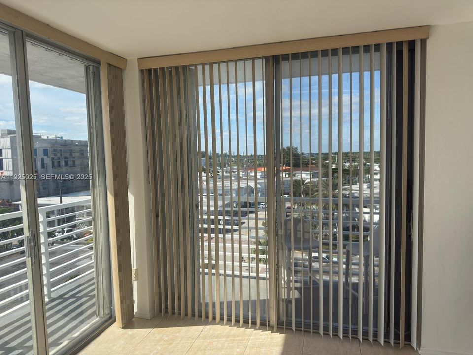 En Venta: $250,000 (1 camas, 1 baños, 643 Pies cuadrados)