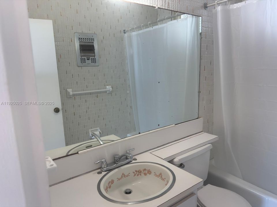 En Venta: $250,000 (1 camas, 1 baños, 643 Pies cuadrados)