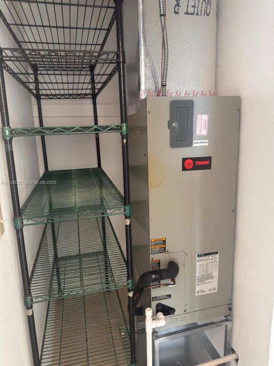 En Venta: $250,000 (1 camas, 1 baños, 643 Pies cuadrados)